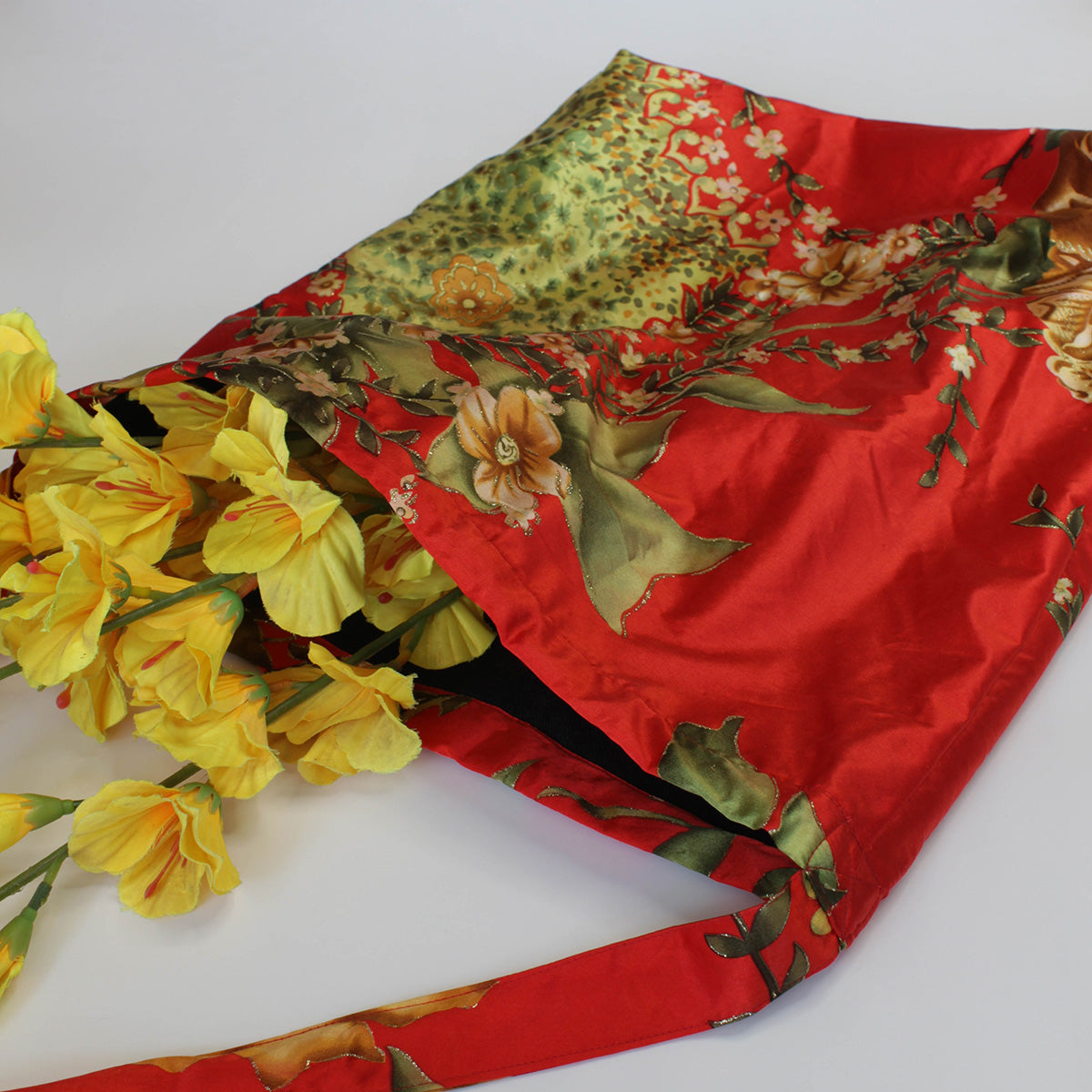 Red Floral Bag With Quilted Zipper Pouch